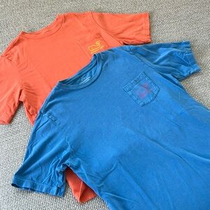 Vineyard Vines vintage whale pocket tshirts